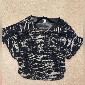 Black and Cream Women's Top